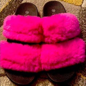 Furry bedroom slides super cute and comfy